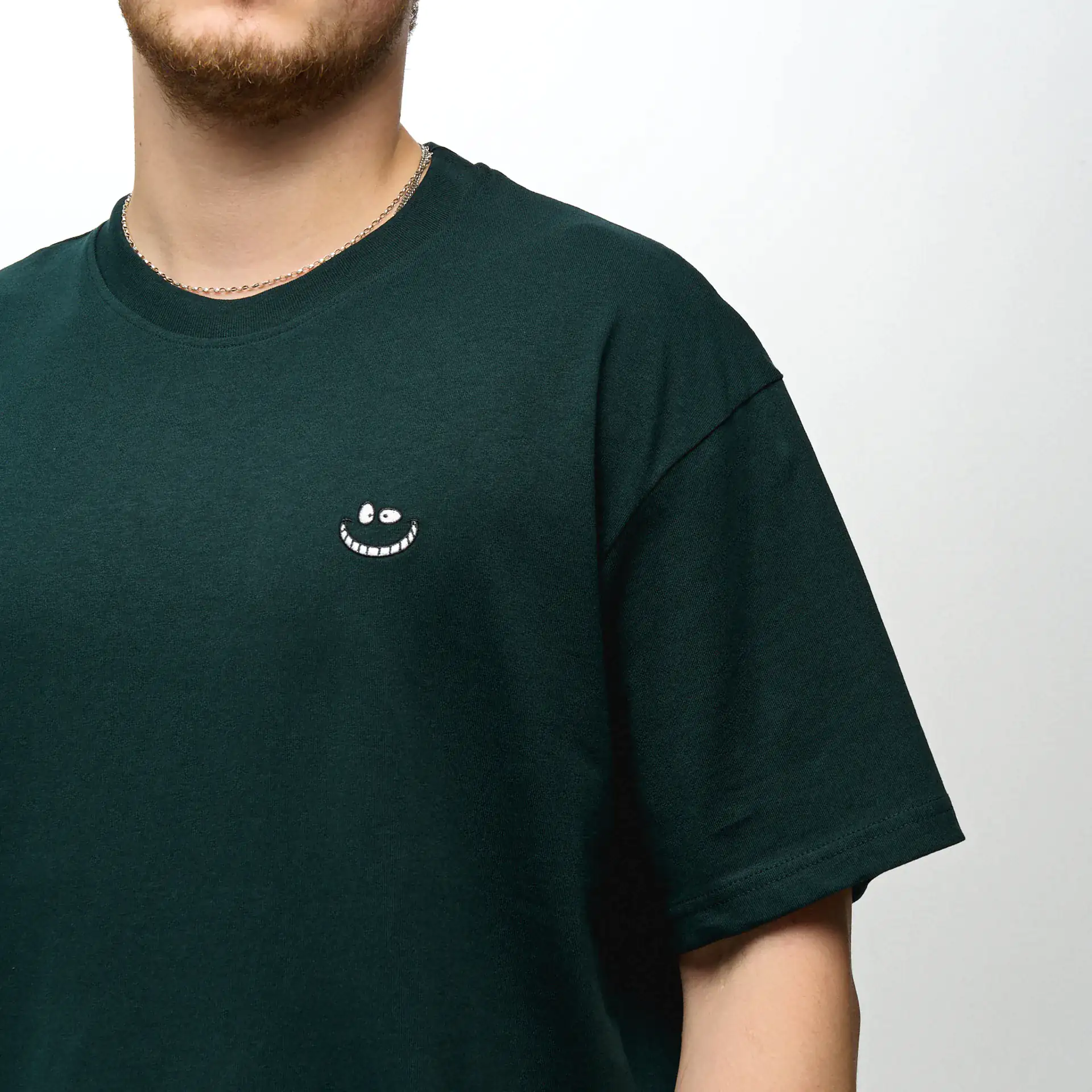 Iriedaily Grin Cat Embroidered T-Shirt Nightforest