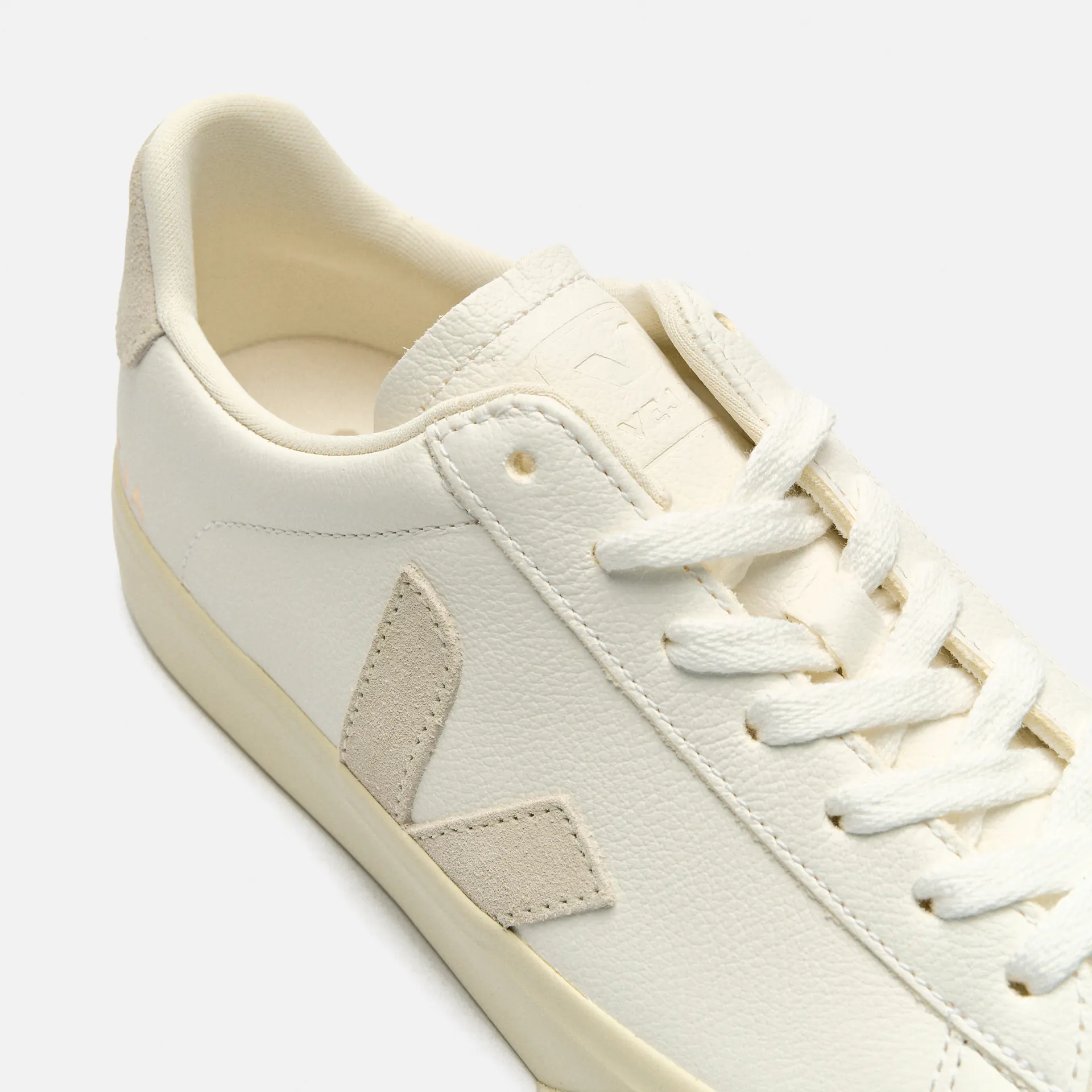 Veja Campo Chromefree Leather Sneaker Extra White/ Natural Suede