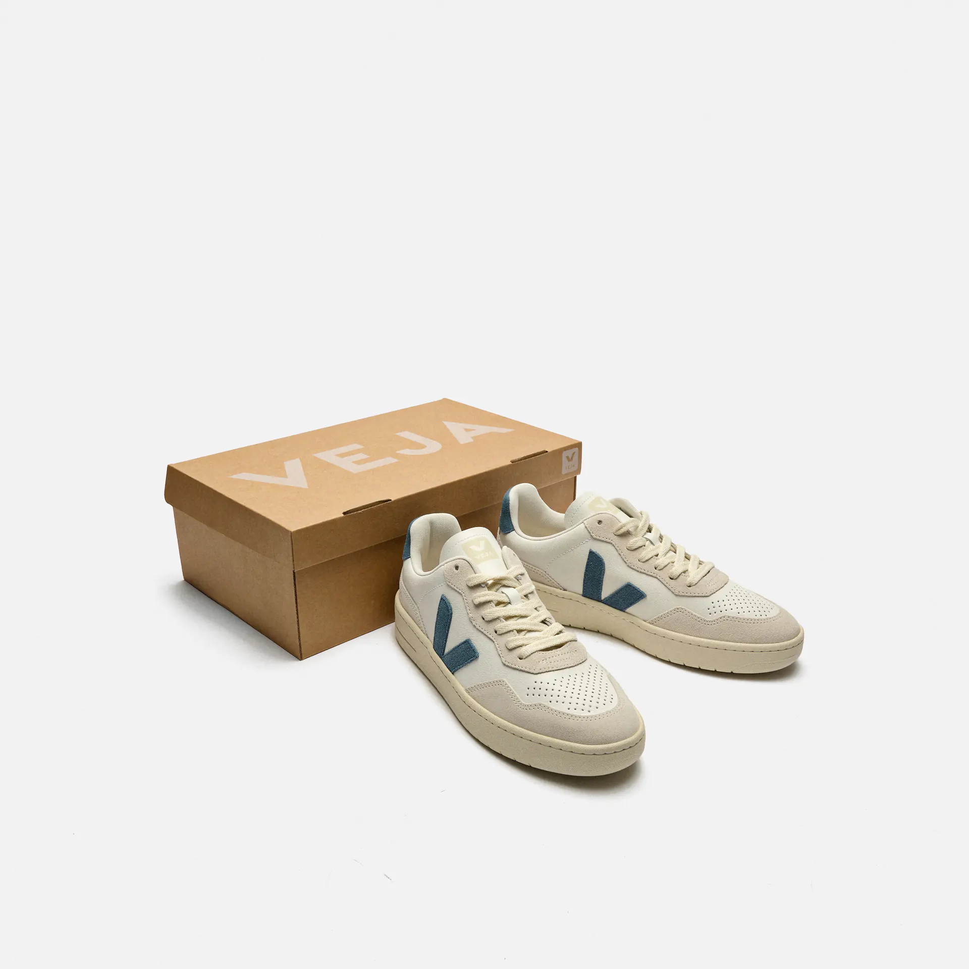 Veja V-90 Leather Sneaker Extra White California