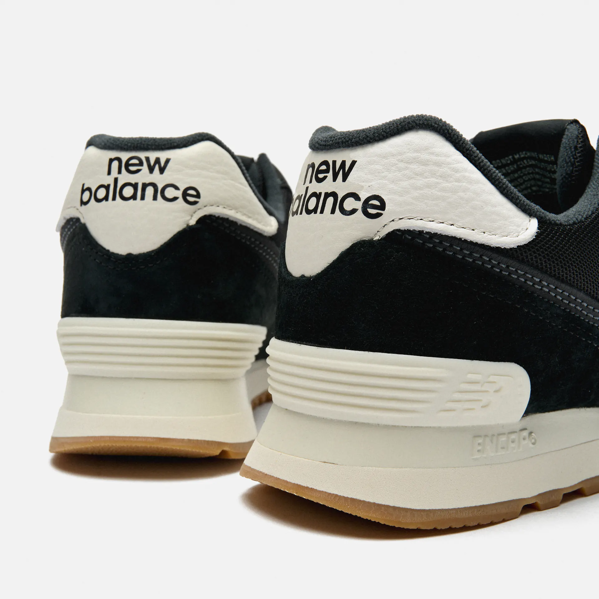 Black new balance with gum sole online