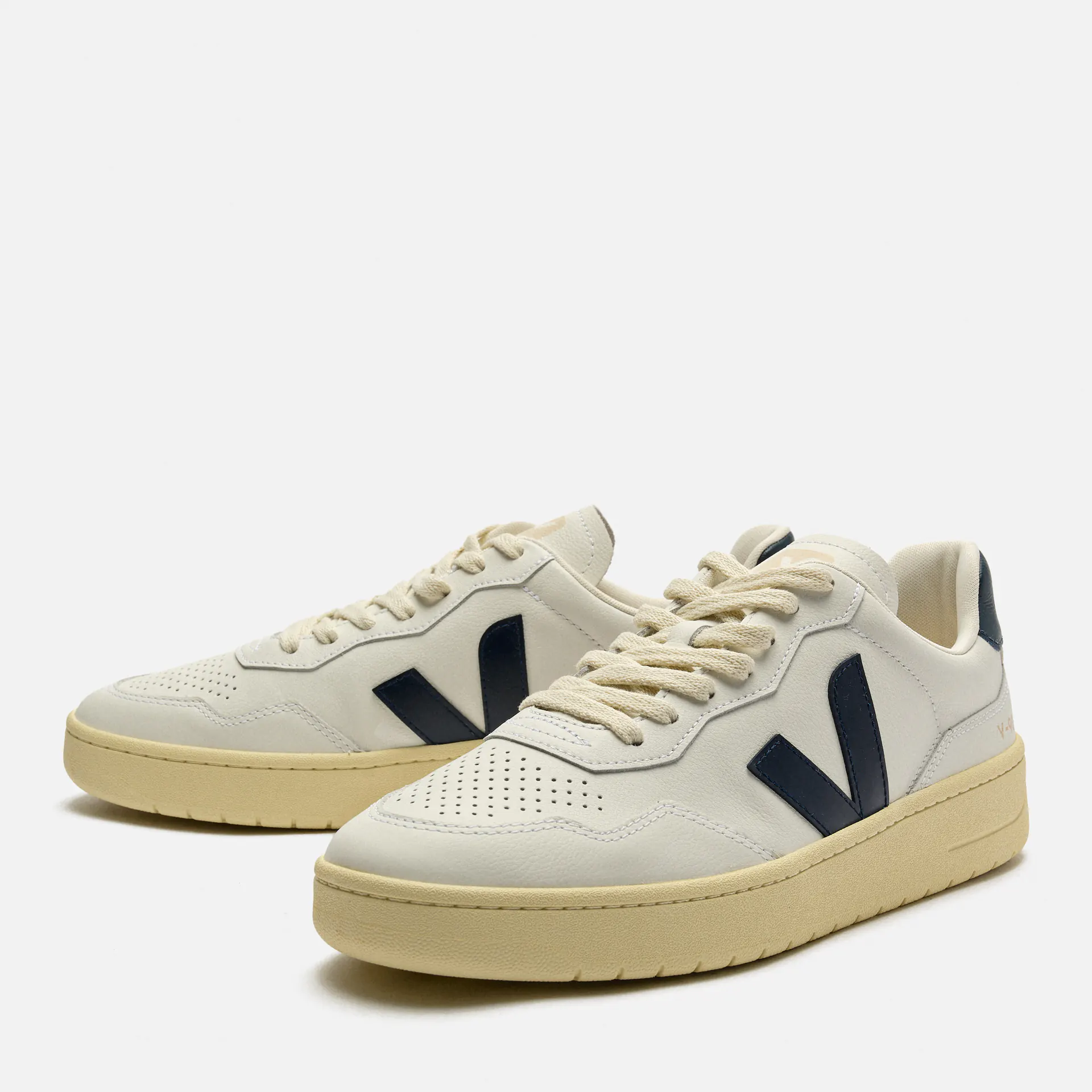 Veja V-90 Leather Sneaker Extra White Nautico