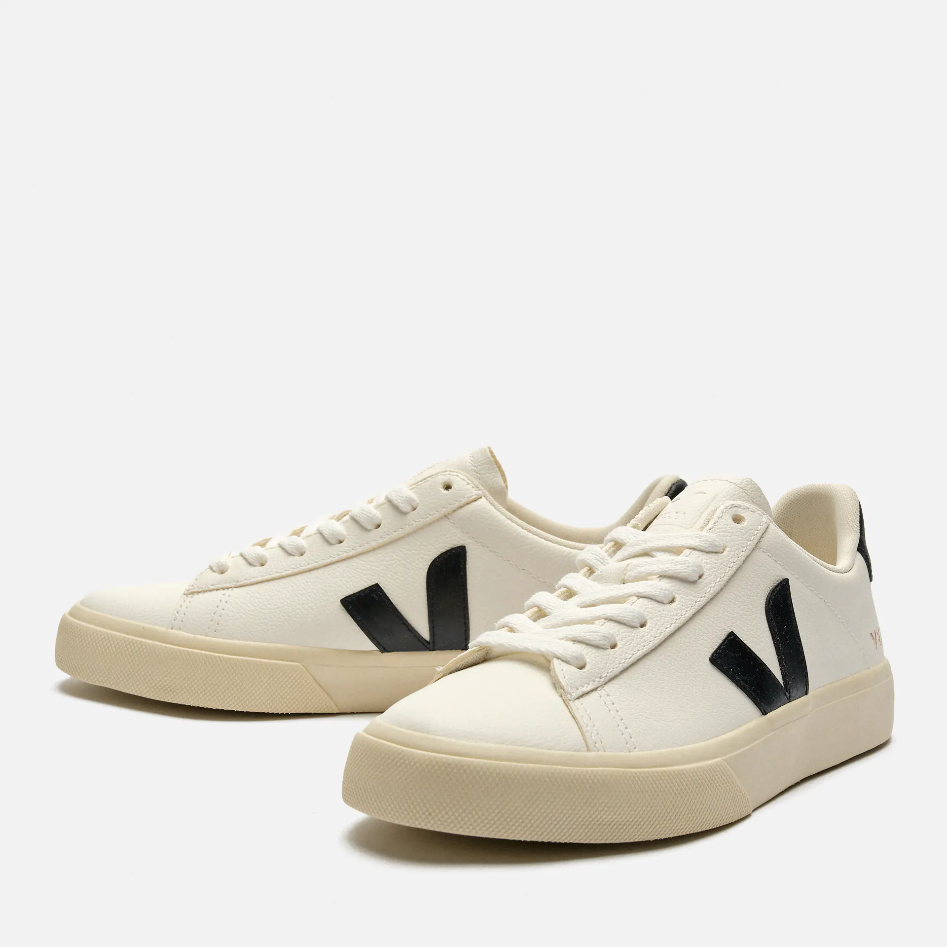 Veja Campo Chromefree Leather Sneaker Extra White/ Black