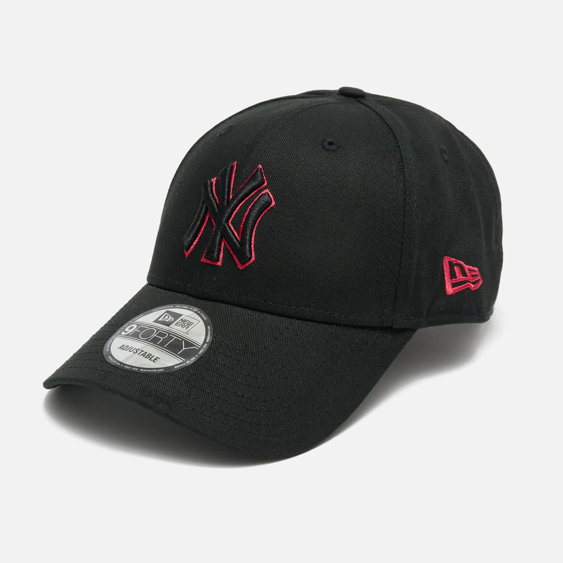 New Era MLB NY Yankees Team Outline 9Forty Strapback Cap Black/Light Pink