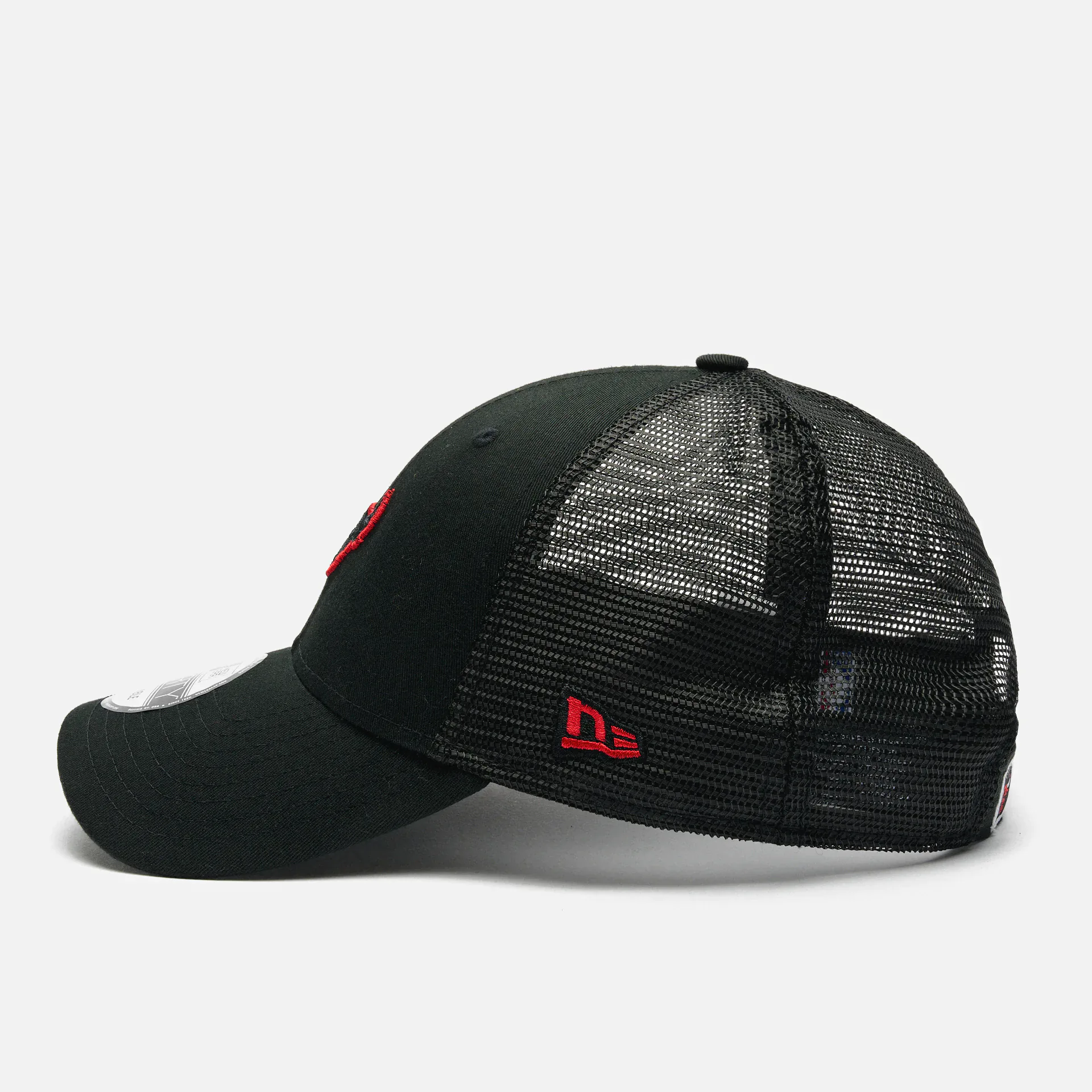 New Era Chicago Bulls 9Forty Trucker Cap Black