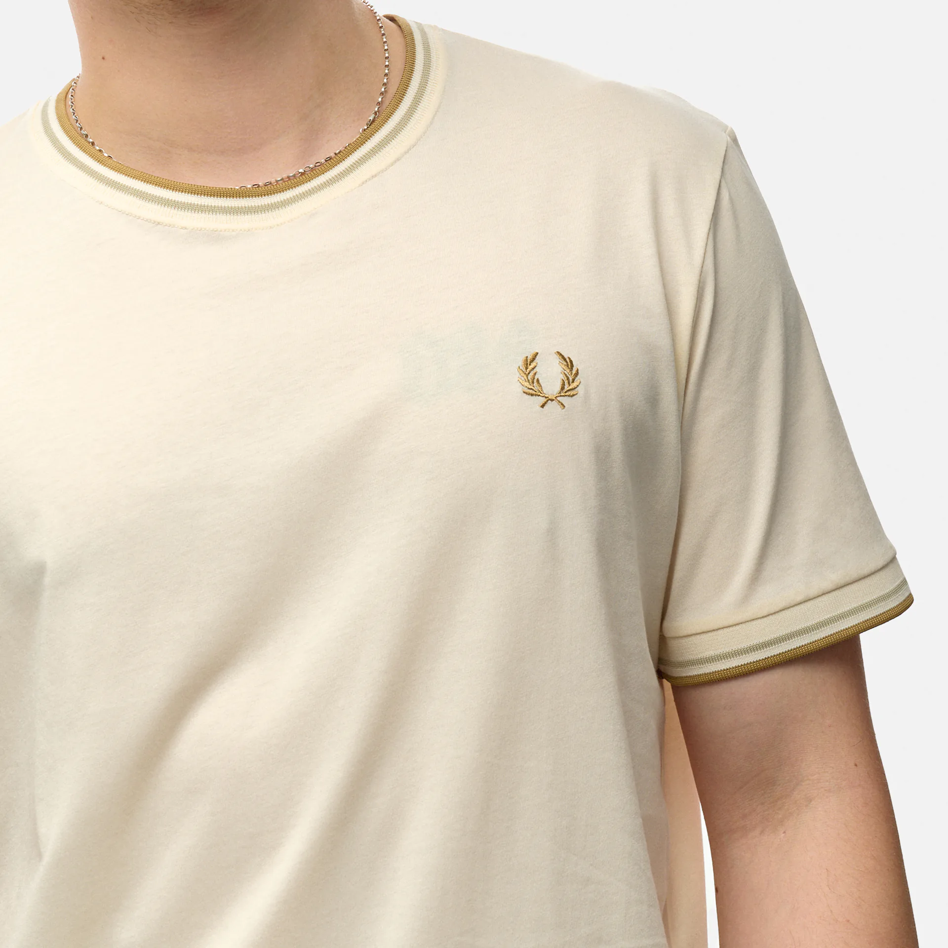 Fred Perry Twin Tipped T-Shirt Ecru/Oat/Warm Stone