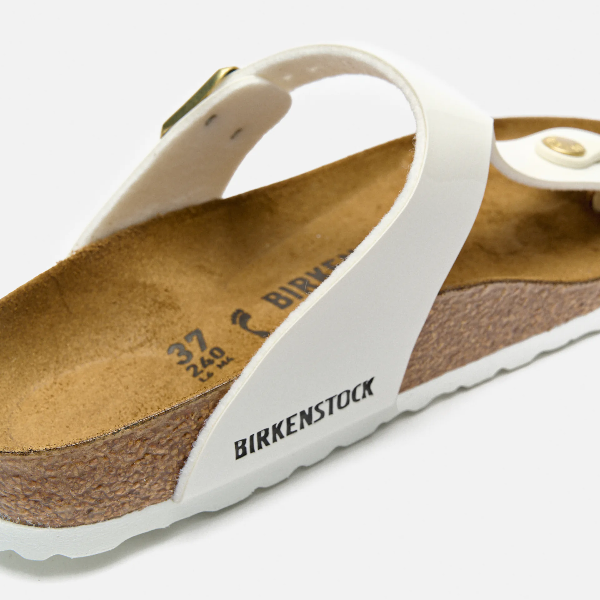 Birkenstock gizeh white patent on sale