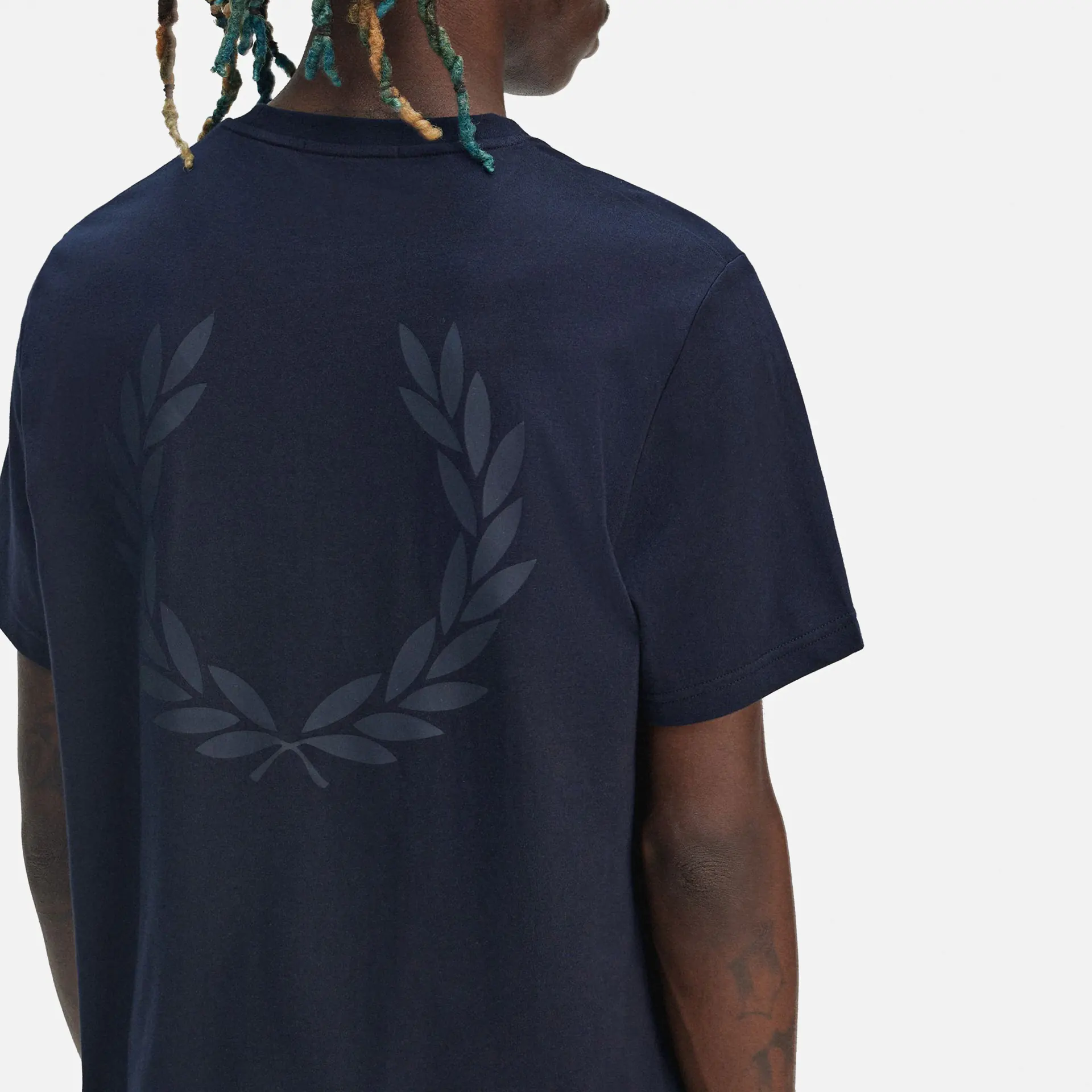 Fred Perry Rear Powder Laurel Graphic T-Shirt Navy