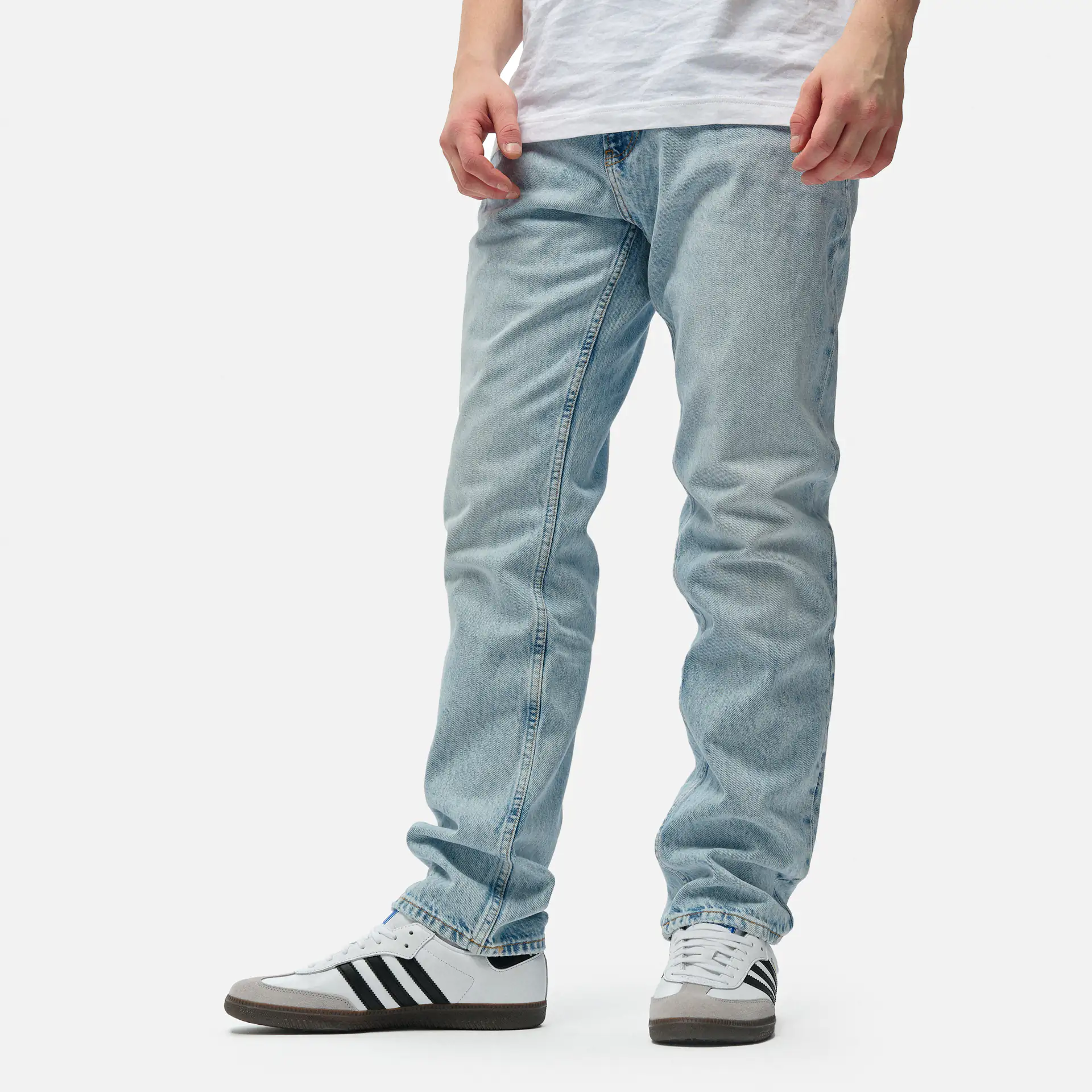 Jeans & Hosen für Herren online kaufen ✧ FAST FORWARD