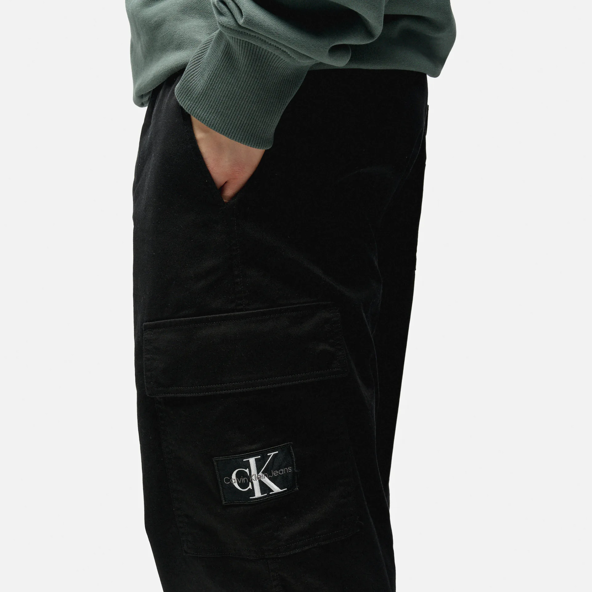 Calvin Klein Jeans Regular Straight Cargo Pants Black