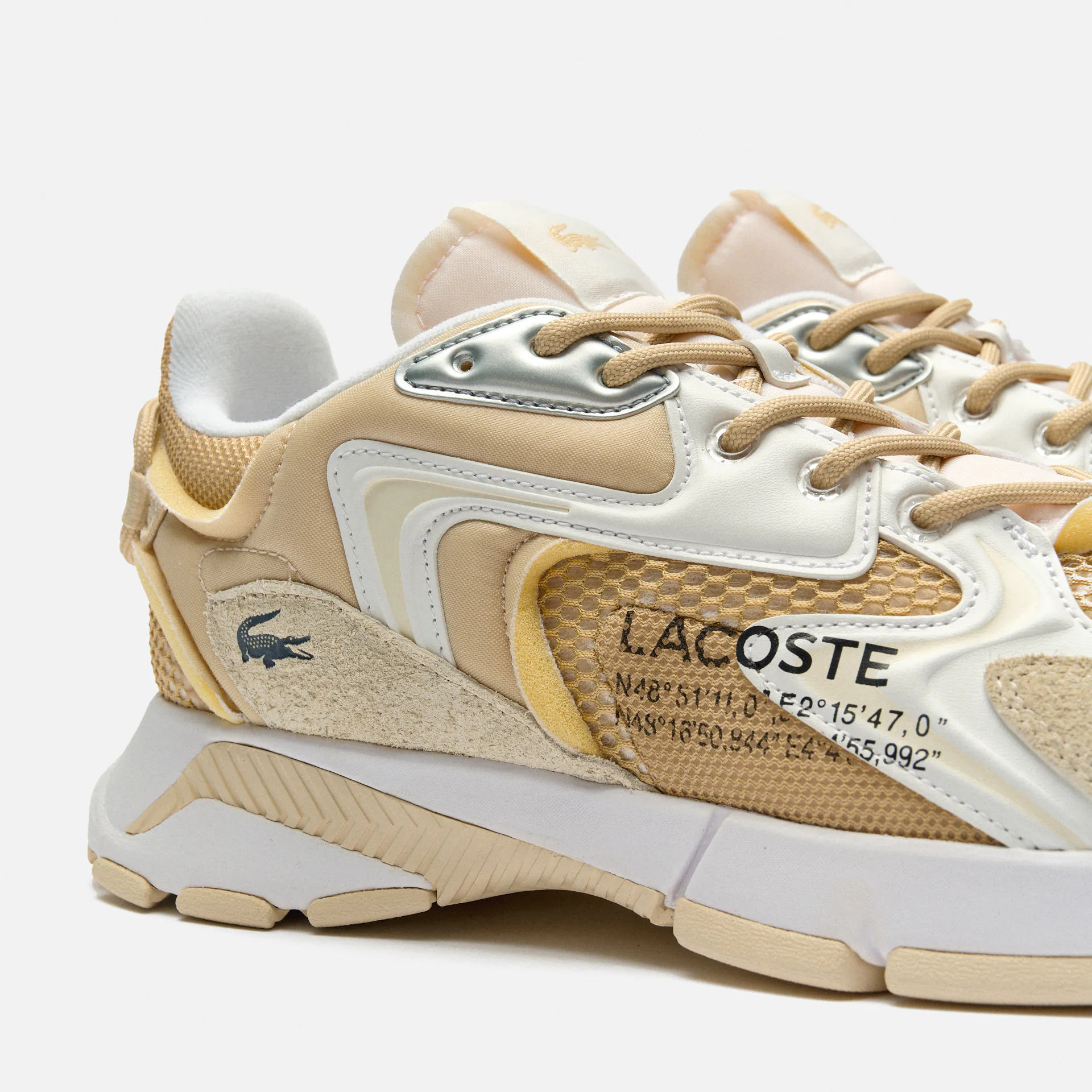 Lacoste on sale beige shoes