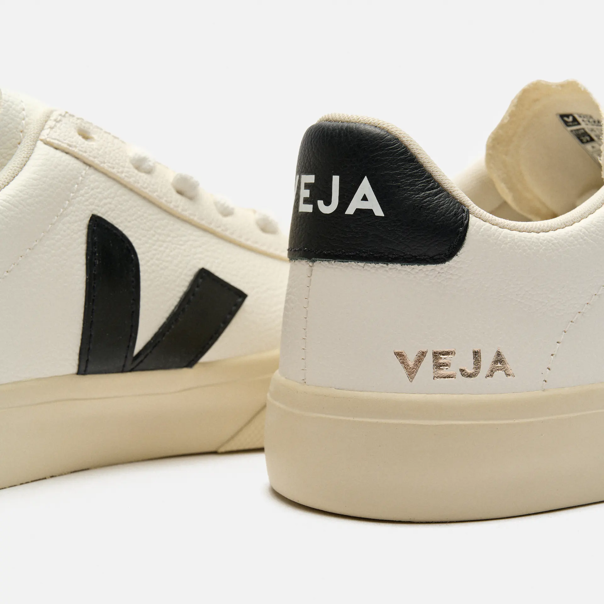 Veja Campo Chromefree Leather Sneaker Extra White/ Black