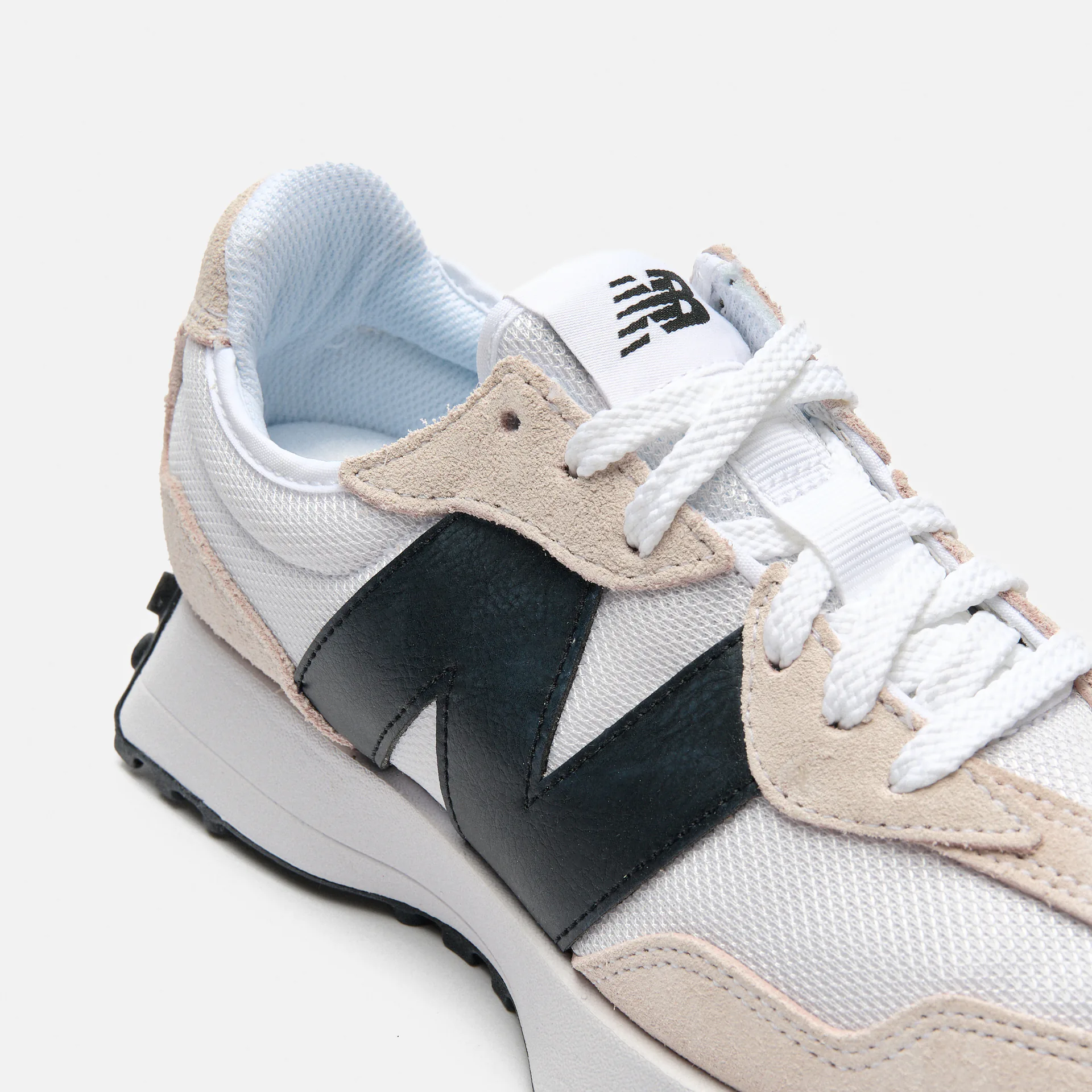 New Balance MS327V1 Sneaker White/Black