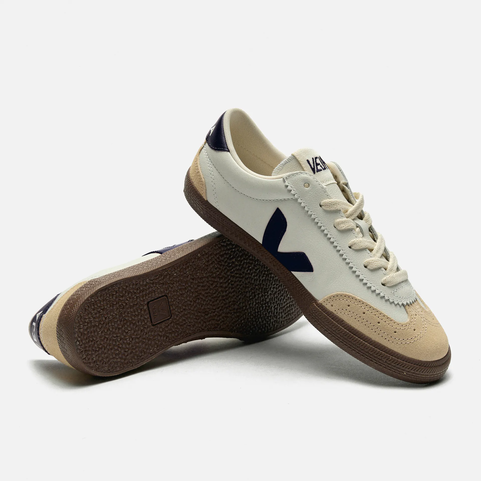 Veja Volley O.T. Leather Sneaker White Nautico Bark