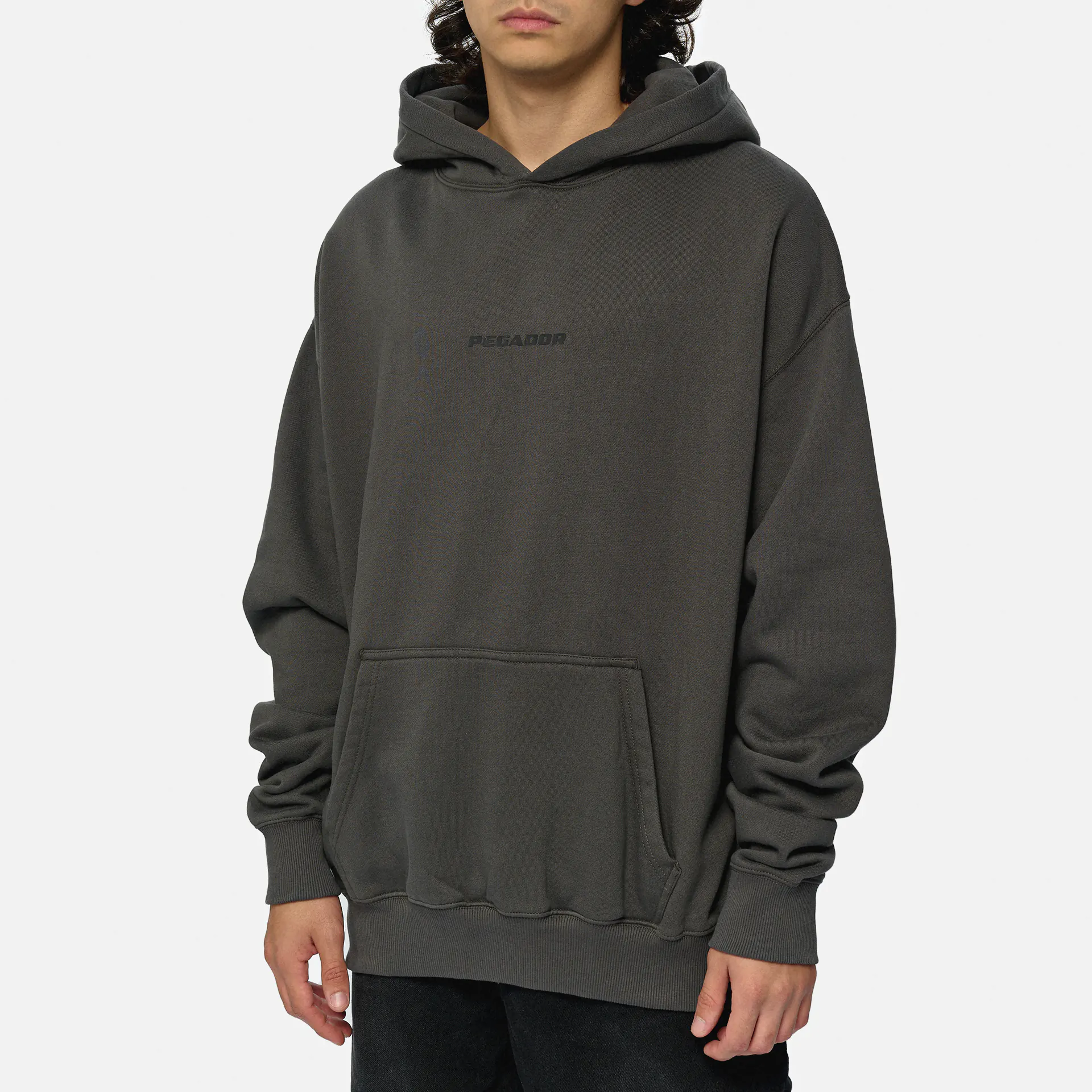 PEGADOR Colne Logo Oversized Hoodie Washed Anthracite Black