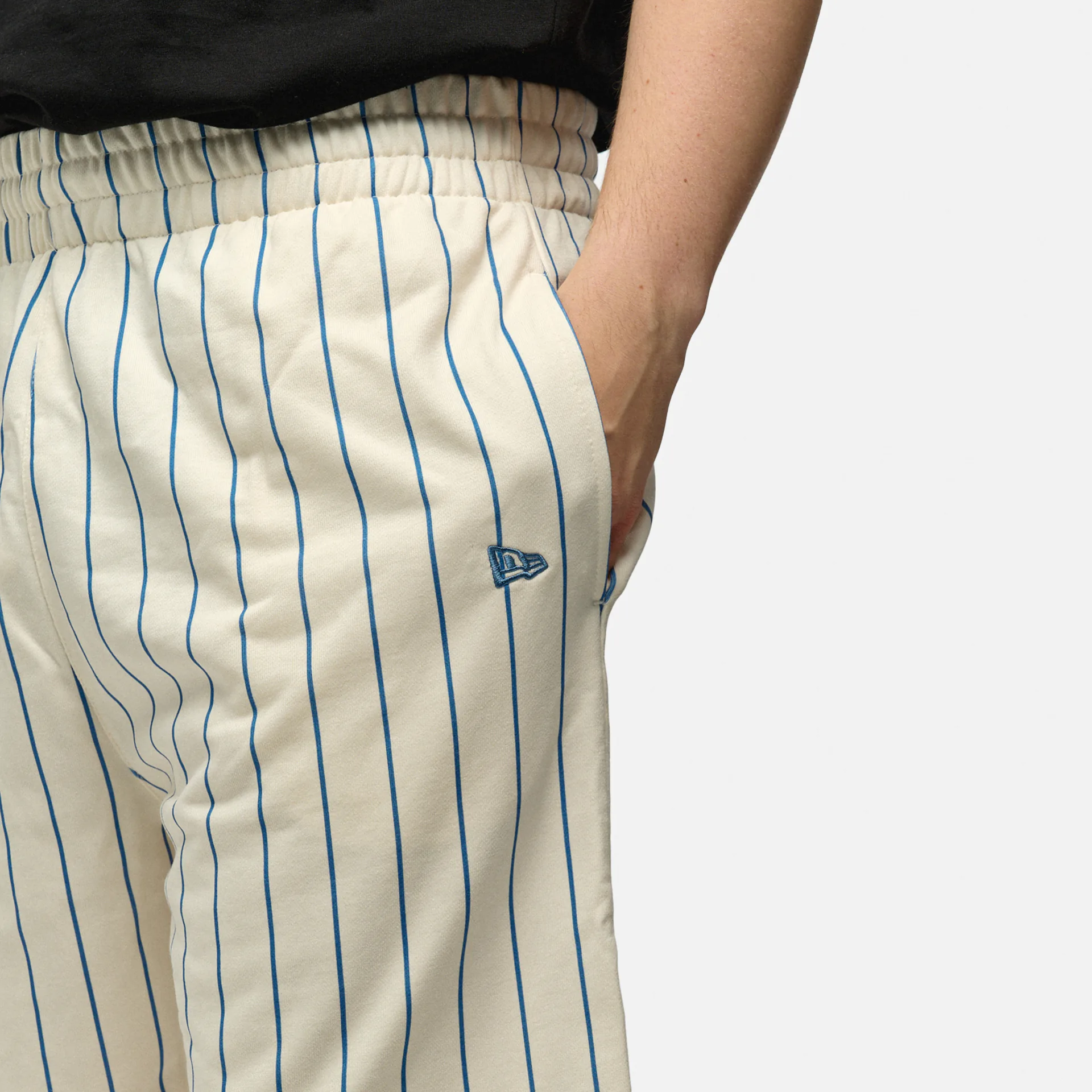 New Era Pinstripe Shorts White/Blue