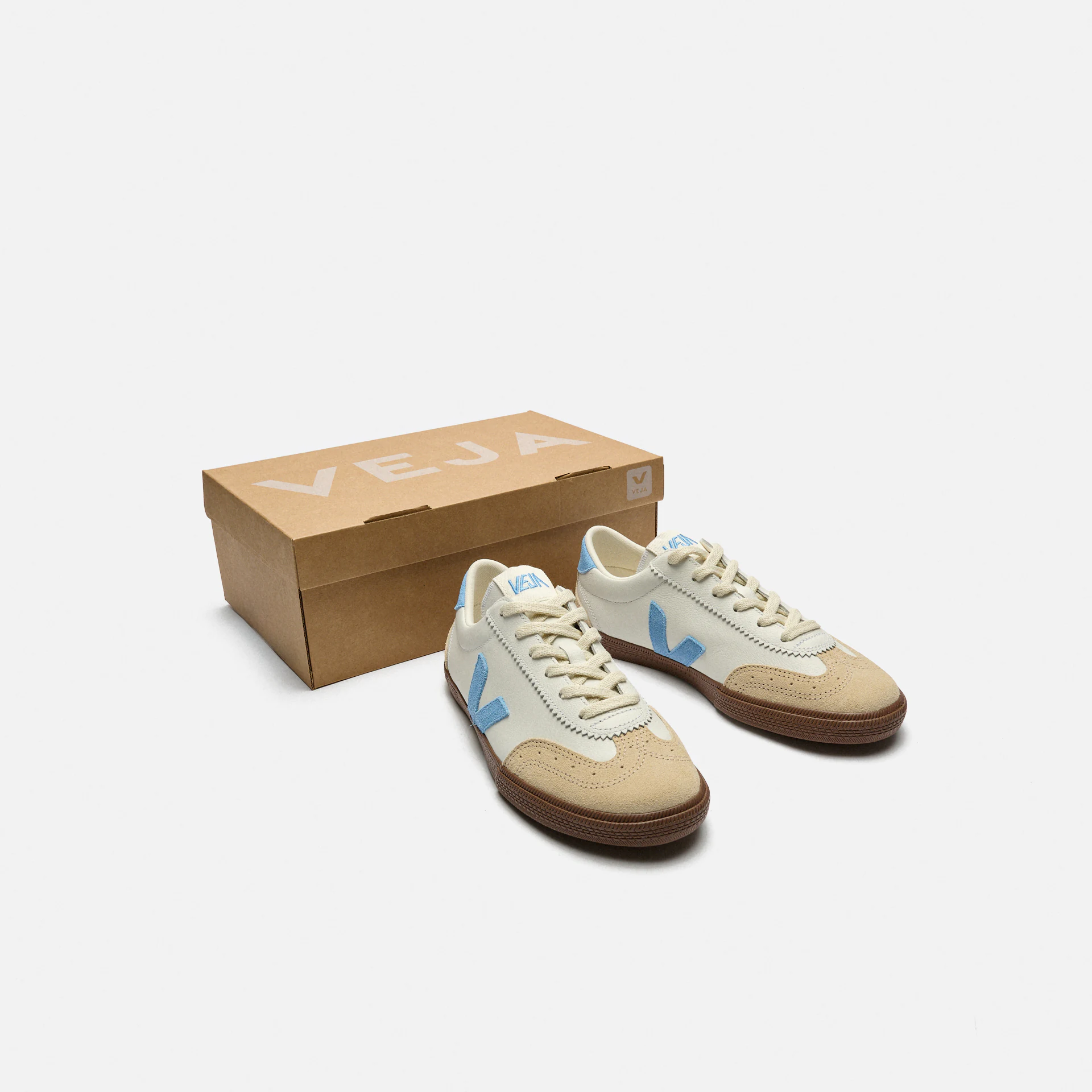 Veja Volley O.T. Leather White/Aqua/Bark