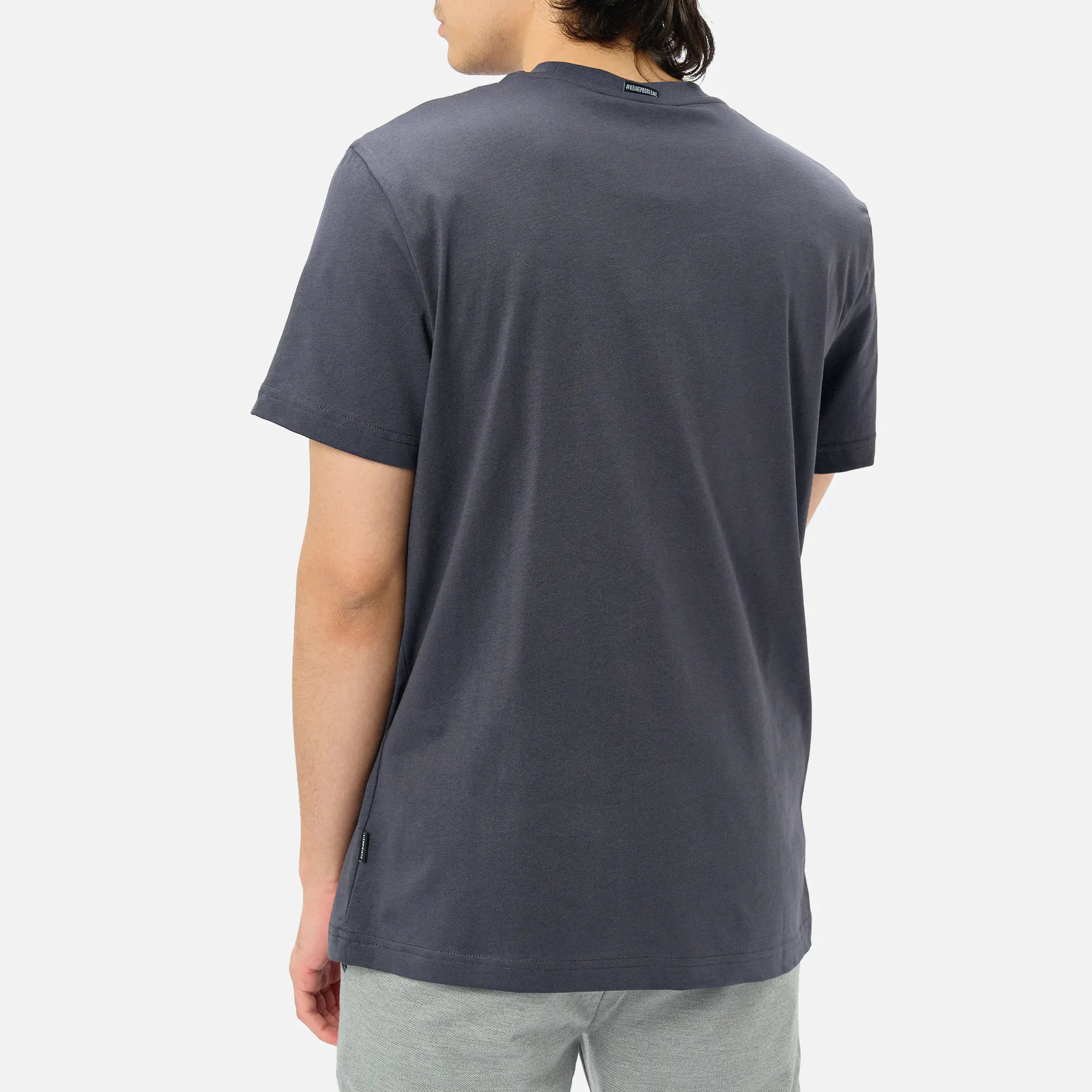 Kleinigkeit Bois Straightcut T-Shirt It Is What It Is Asphalt Grey