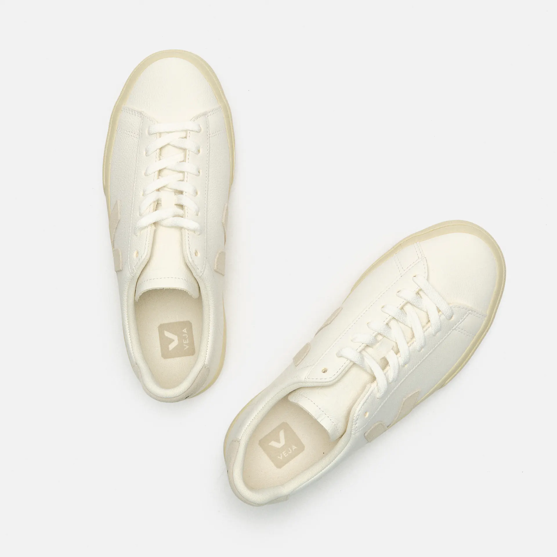 Veja Campo Chromefree Leather Sneaker Extra White/ Natural Suede