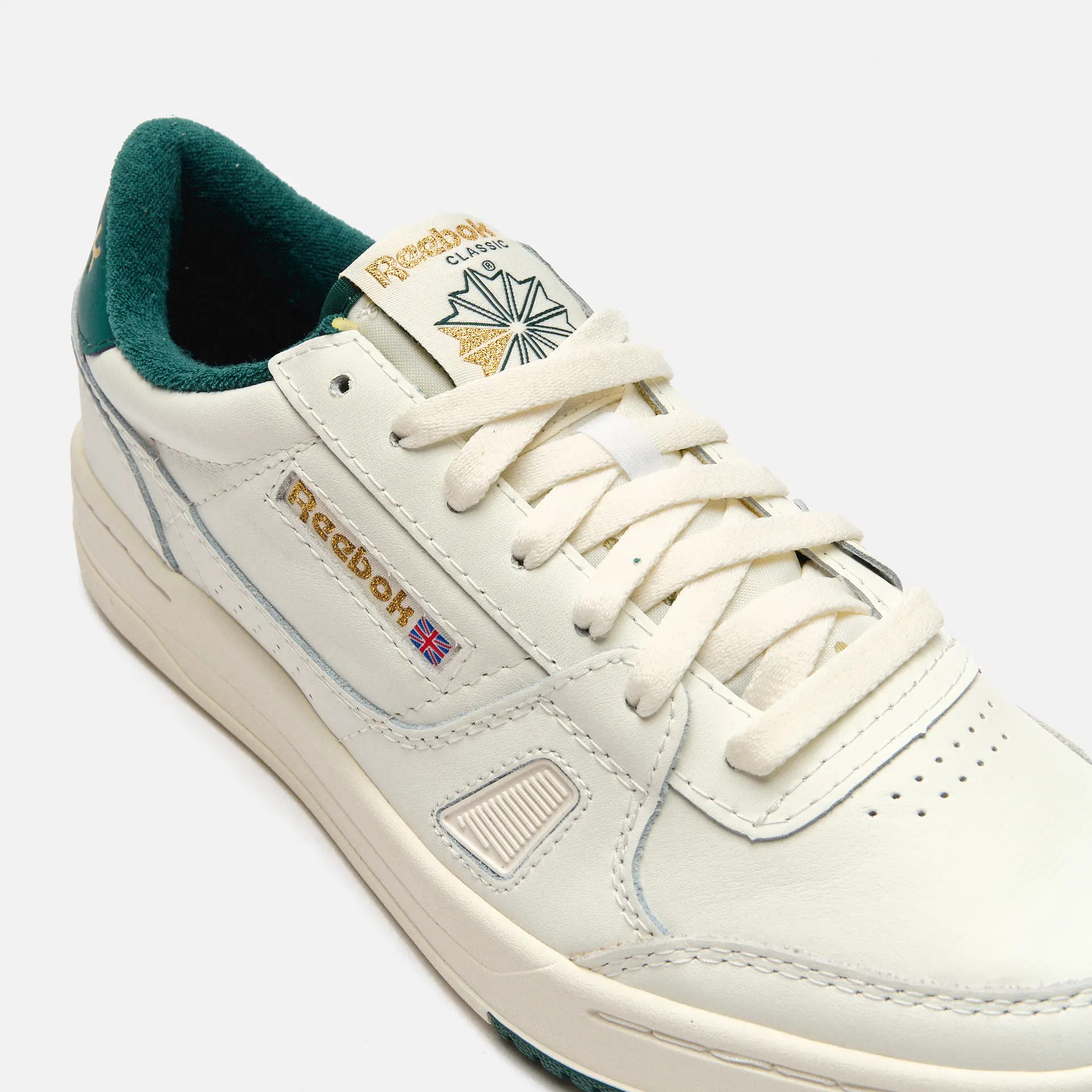 Reebok LT Court Sneaker Chalk/Vintage Chalk/Collegiate Green