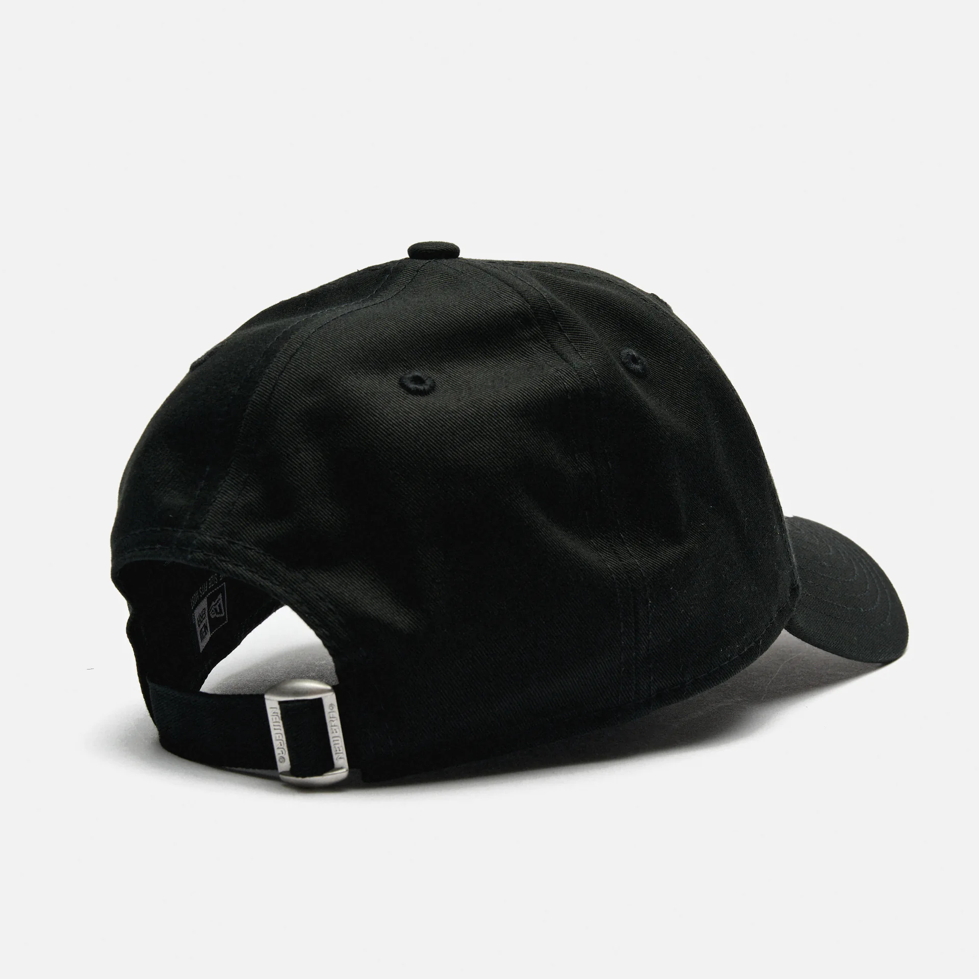 New Era 9FORTY Leag Basic NY Yankees Strapback Cap Black White