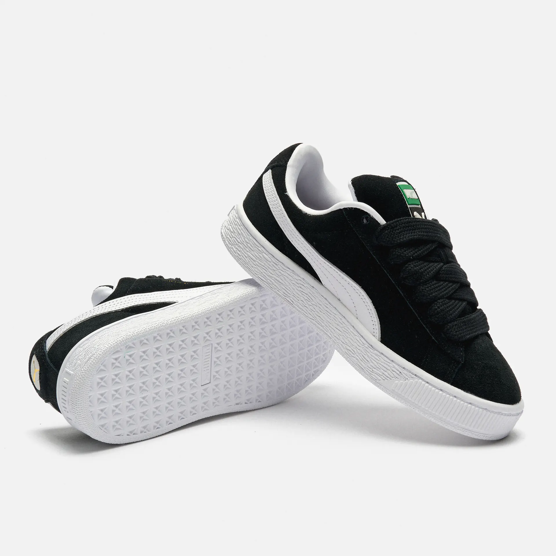 Black and white platform pumas on sale